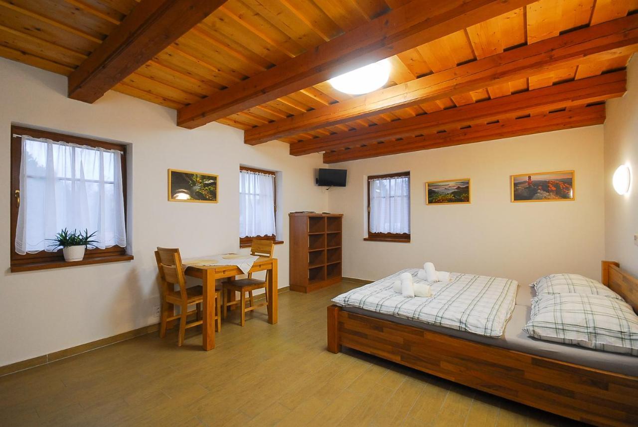 Apartmany Studeny Kunratice  Εξωτερικό φωτογραφία
